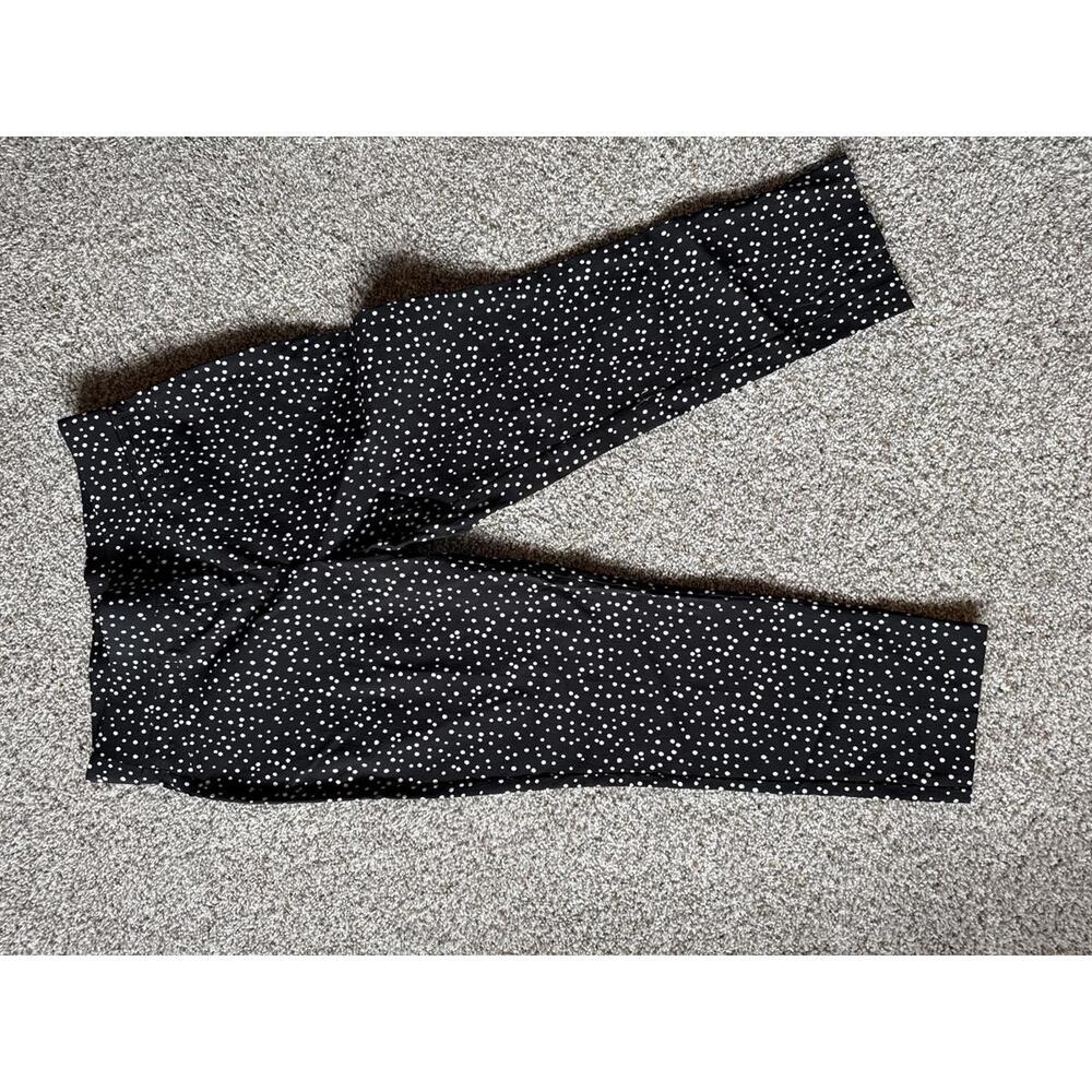 Anne Klein Polka Dot Pull On Cropped Pants Womens Size 8 Stretch Black White